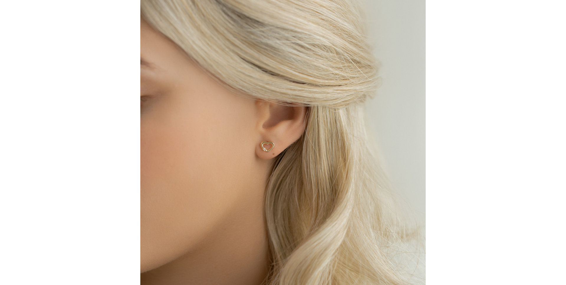 Náušnice s diamantom Simply Love